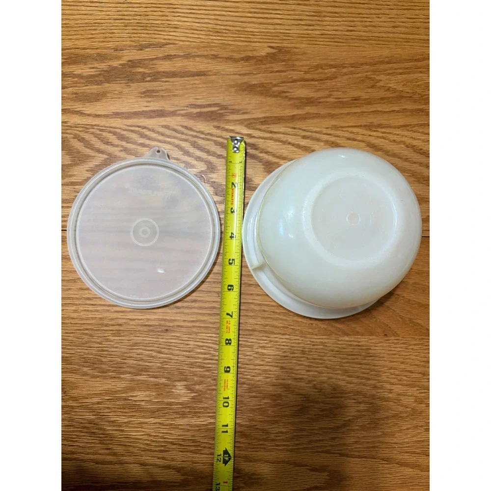 Tupperware Wonderlier Mixing Bowl 270-6 Sheer White with Lid Vintage 6 inch